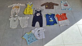 Lot vêtements bébé  6 mois, 13 pièces