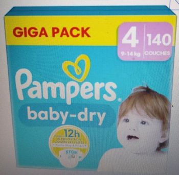 Lot de 140 couches Pampers dry taille 4