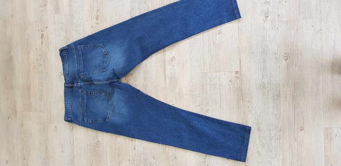 Jean simple neuf - photo numéro 3