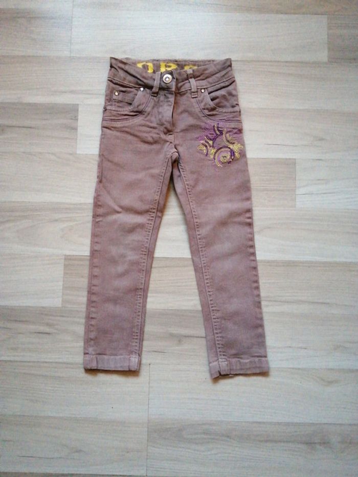 Jean couleur taupe ceinture réglable