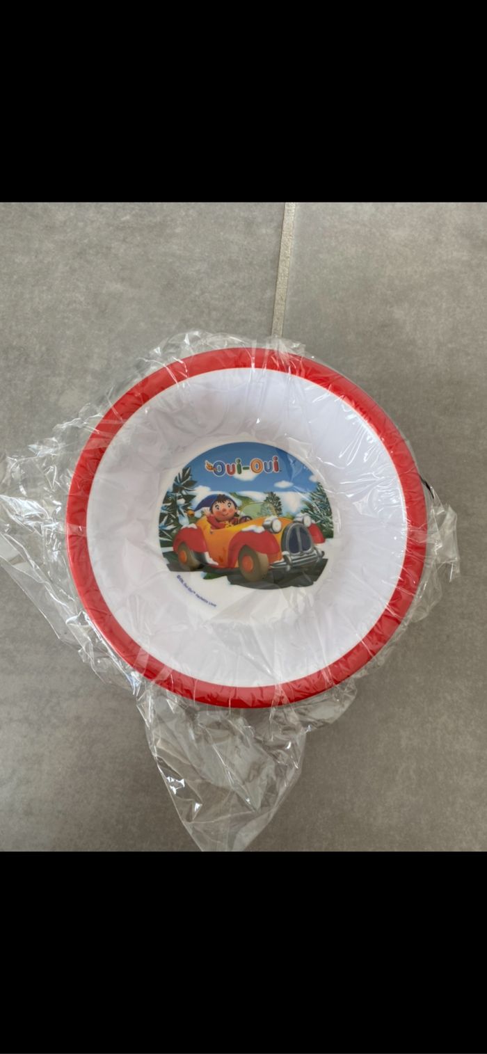 Assiette Bol en plastique bébé Oui Oui Neuf - photo numéro 2