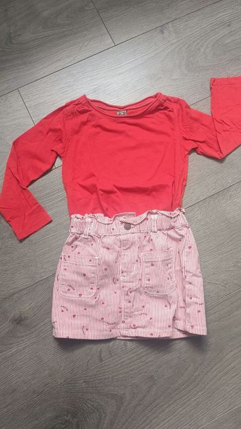 Ensemble jupe Tshirt fille 4 ans
