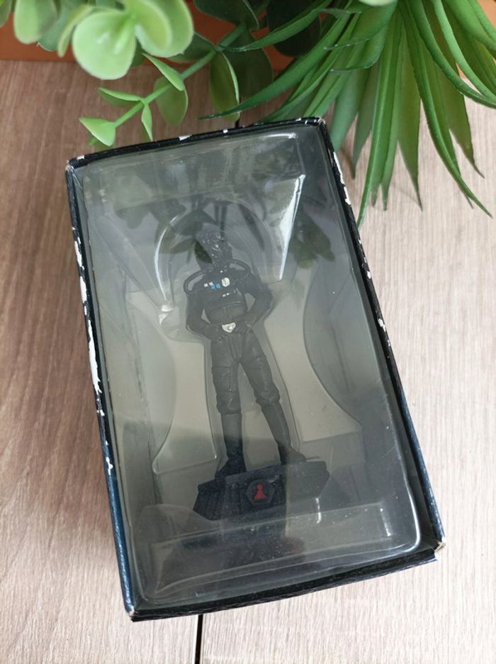 Figurine Imperial Pilot Star Wars Altaya - photo numéro 3