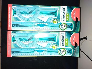2 kits de traçage incassables neufs maped