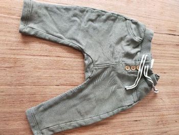 Petit pantalon matière jogging