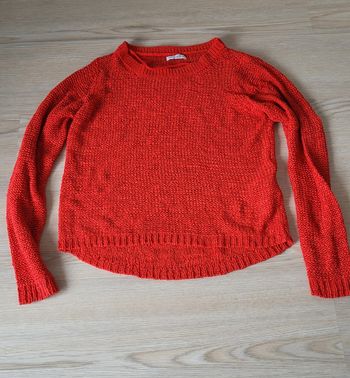 Pull rouge