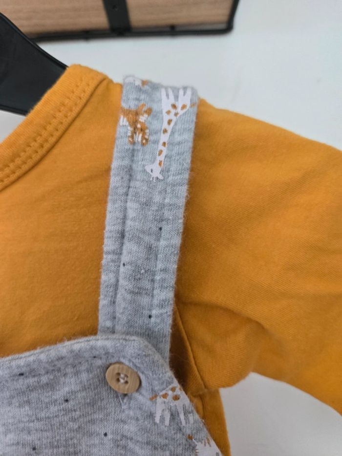 Ensemble body et salopette Vertbaudet 9 mois 👦 - photo numéro 5