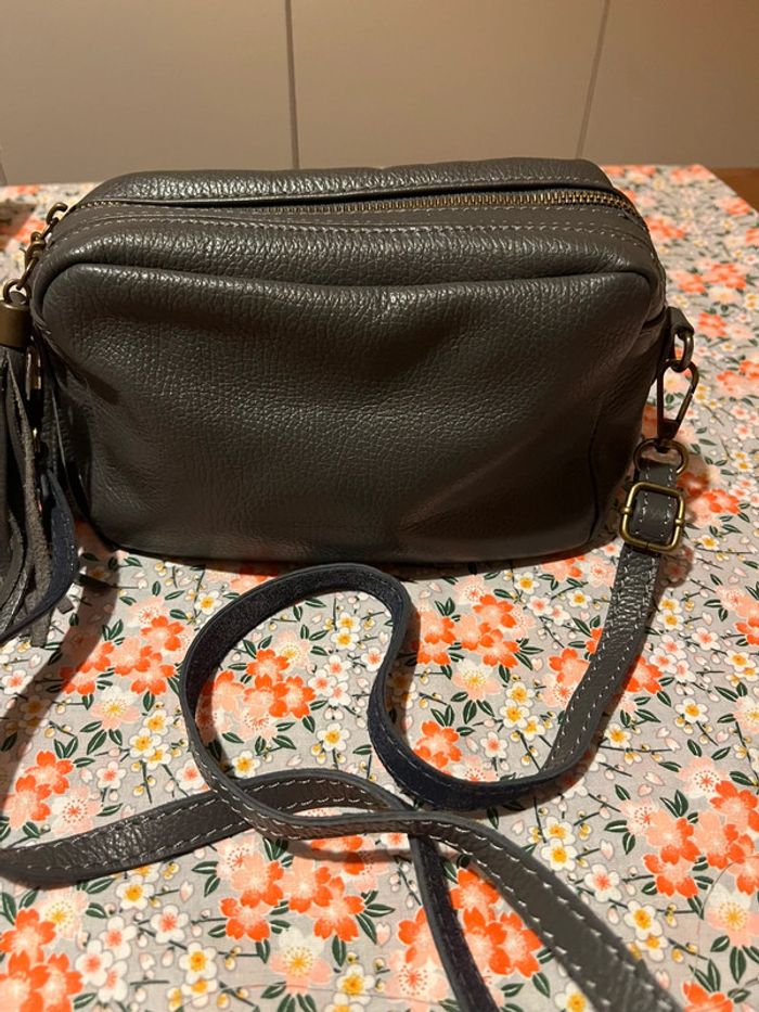 Joli sac cuir gris - photo numéro 4