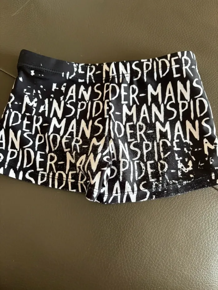 Boxer de bain Spiderman 4 ans - photo numéro 3