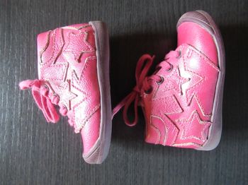 Chaussure cuir bébé fille 19 Little Mary neuve lacets étoiles