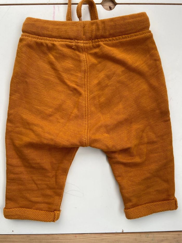 Pantalon 3 mois - photo numéro 3