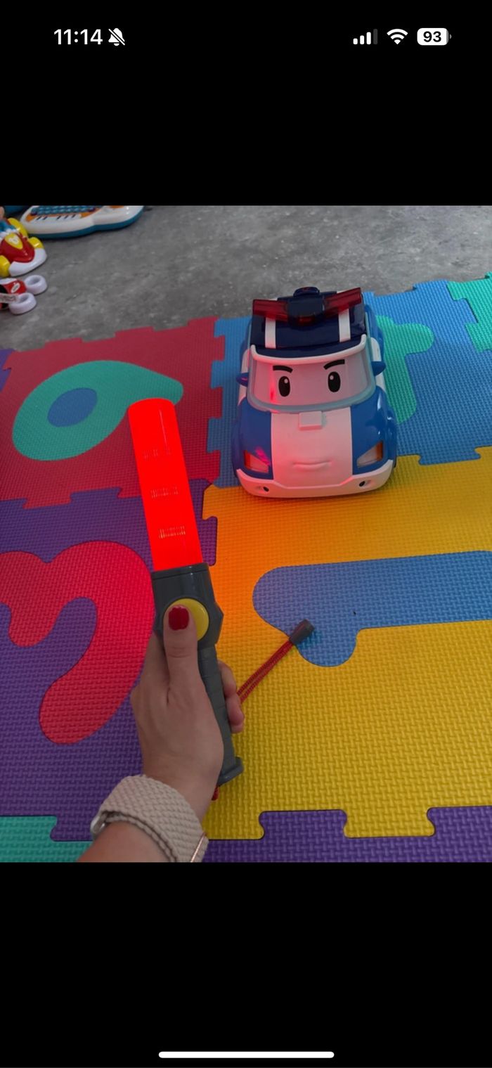 Voiture roulante Robocar Poli - photo numéro 2
