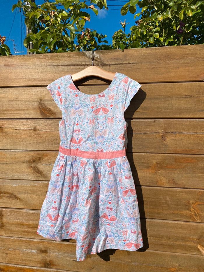 Robe cérémonie fête mariage baptême communion été sergent major 8 ans papillon rose