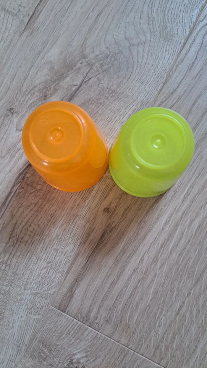 Lot 2 gobelets TBE - photo numéro 2