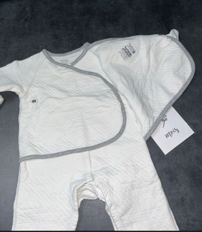 Tenue 1 pièce - photo numéro 5