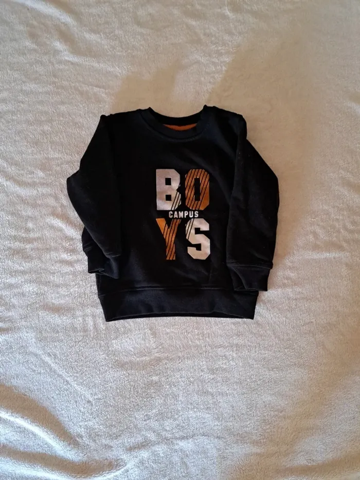 Pull Enfant Hiver – 4 Ans, Confort et Chaleur