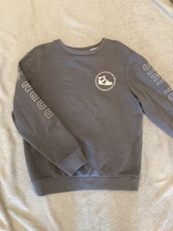 Pull gris