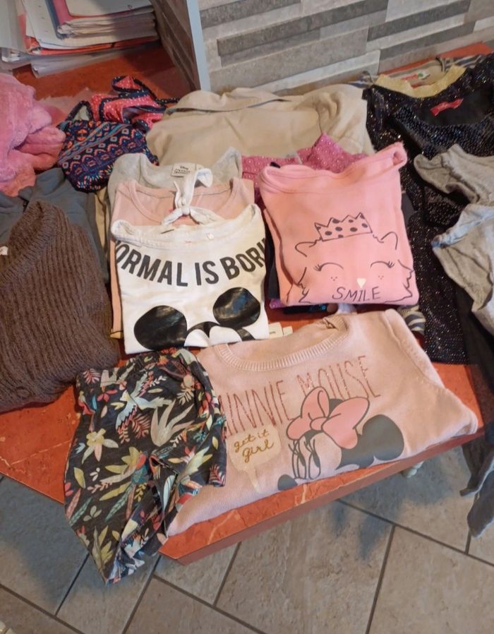 Lot de vêtements fille taille 4 ans - photo numéro 3