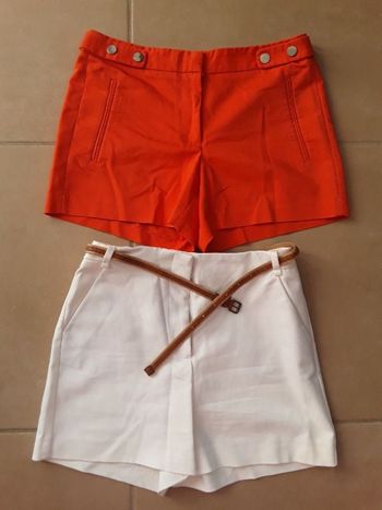 Lot 2 shorts habillés femme XS ZARA TBE