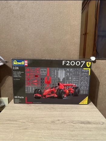 Maquette voiture F2007 neuf