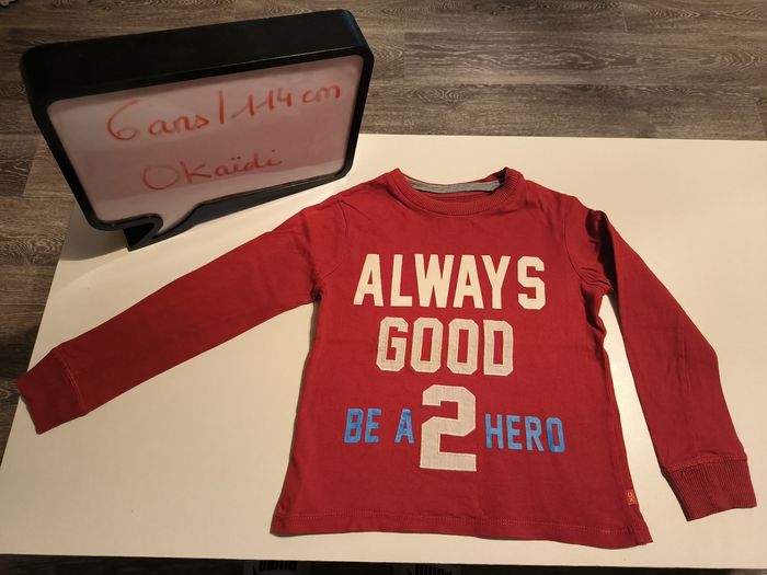 Sweatshirt Okaïdi rouge