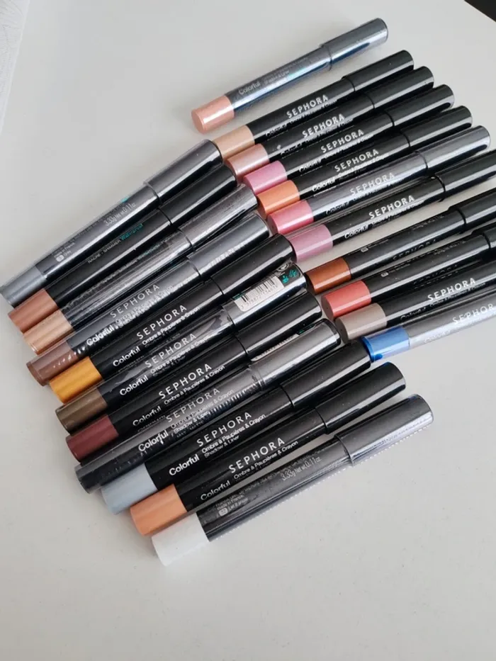 Ombre à paupières et crayon waterproof - photo numéro 2