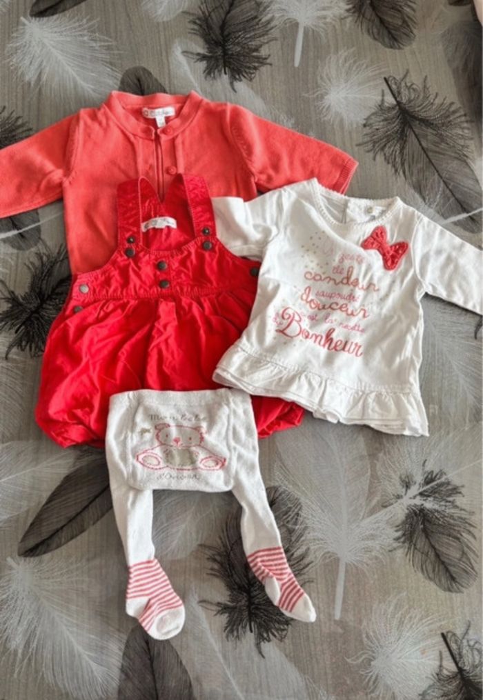 Lot vêtements bébé fille - photo numéro 2