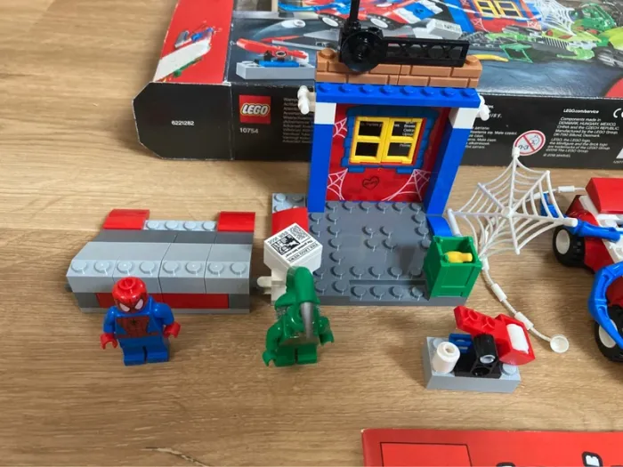 Lego junior Spiderman 10754 - photo numéro 7