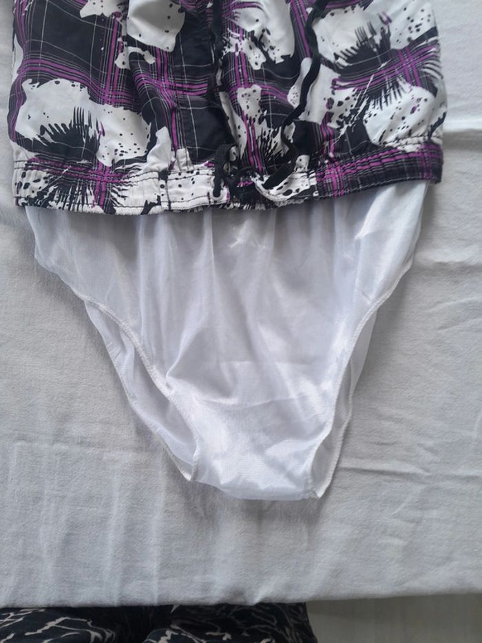 Short de bain rivaldi très bon état - photo numéro 9