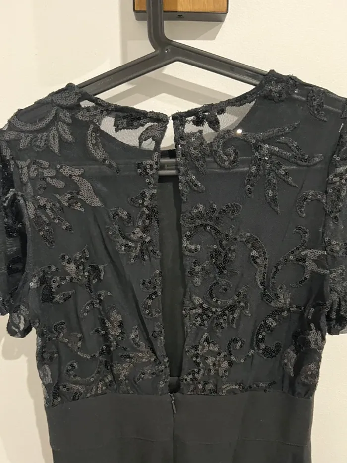 Robe noire à sequin - photo numéro 4