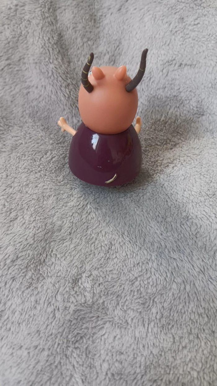 Madame gazelle peppa pig - photo numéro 2