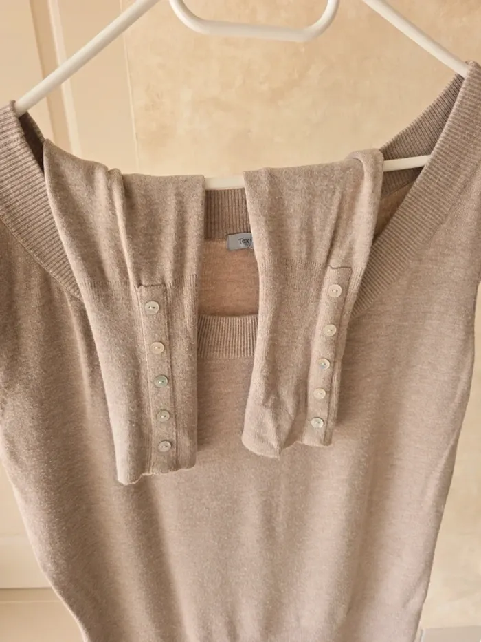 Pull femme échancré - photo numéro 2