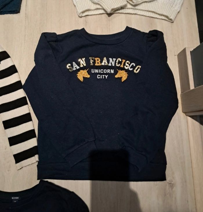 Lot de pulls et sweats 8ans fille neufs - photo numéro 3