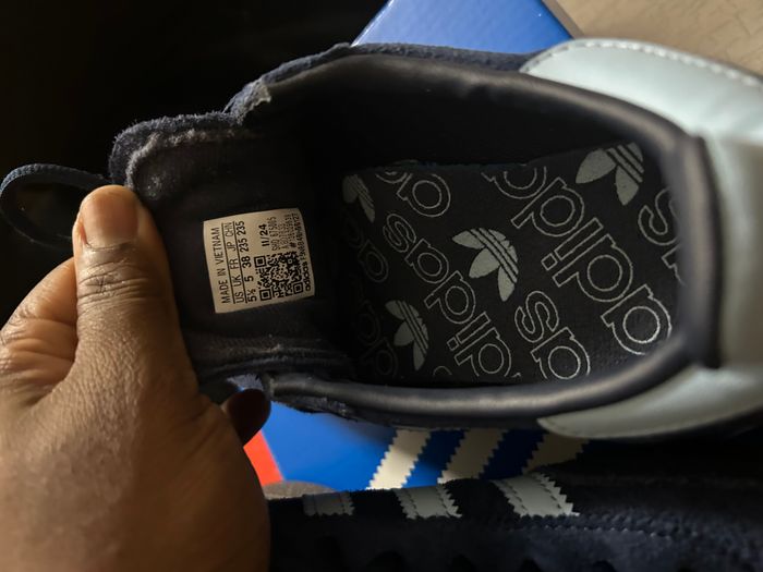 Adidas spécial - photo numéro 3