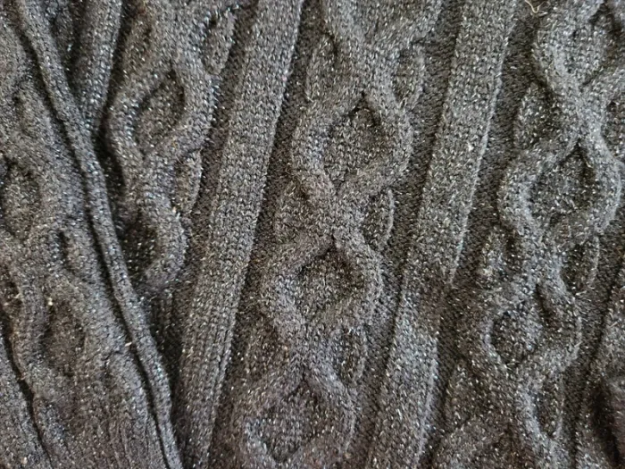 Pull paillettes - photo numéro 2