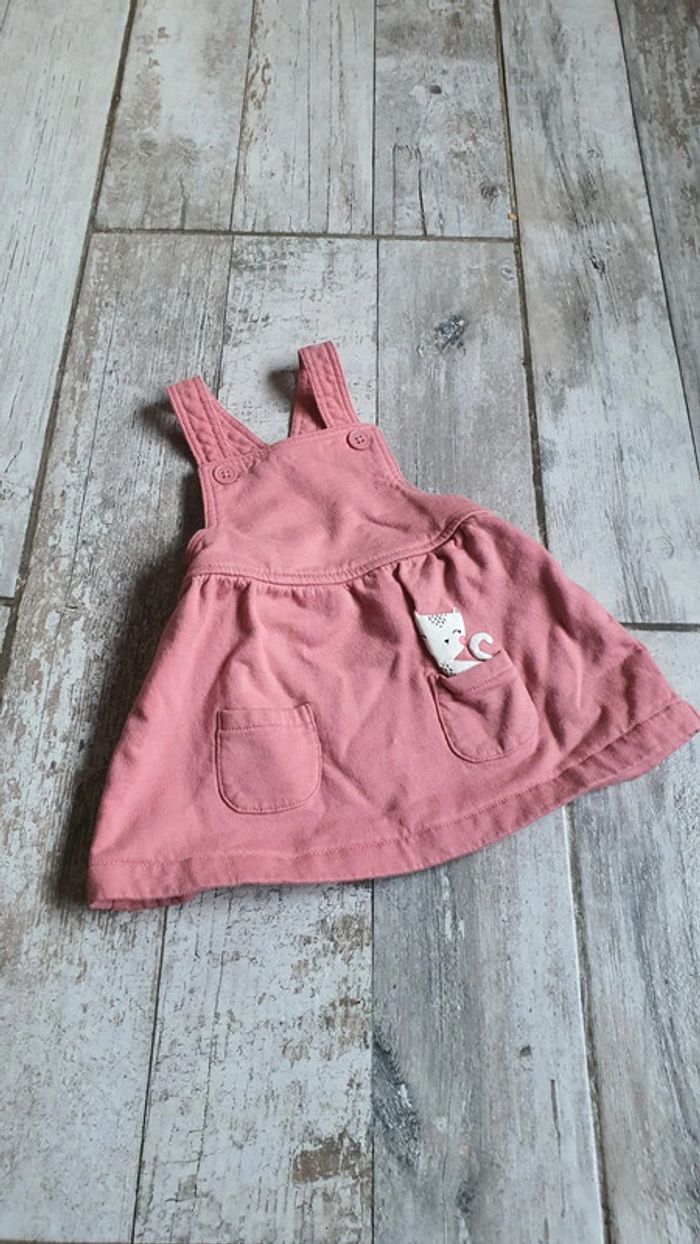 Très belle robe C&A 3 mois 62 cm en très bon état 👌