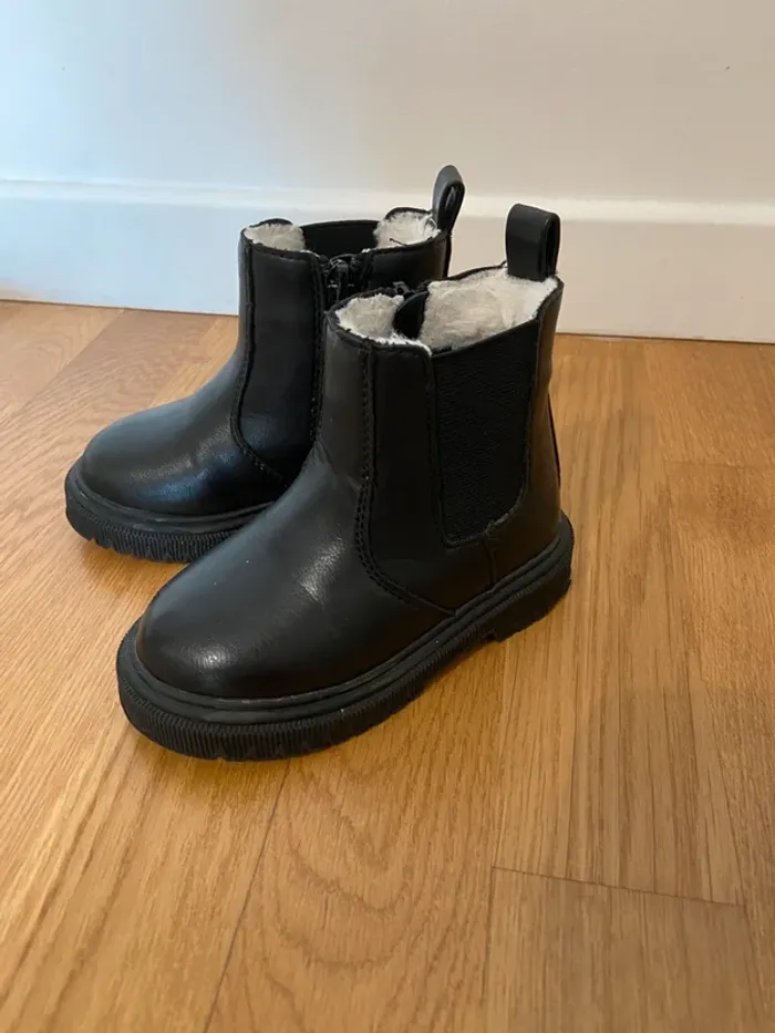 Lot chaussure - photo numéro 2