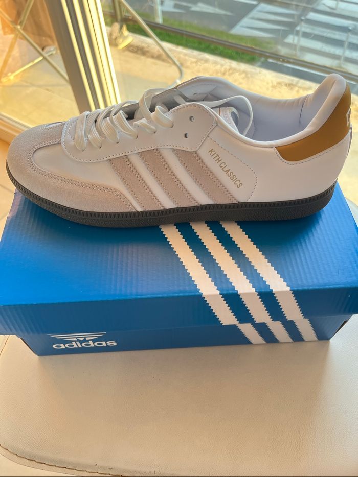 Basket adidas kith classics