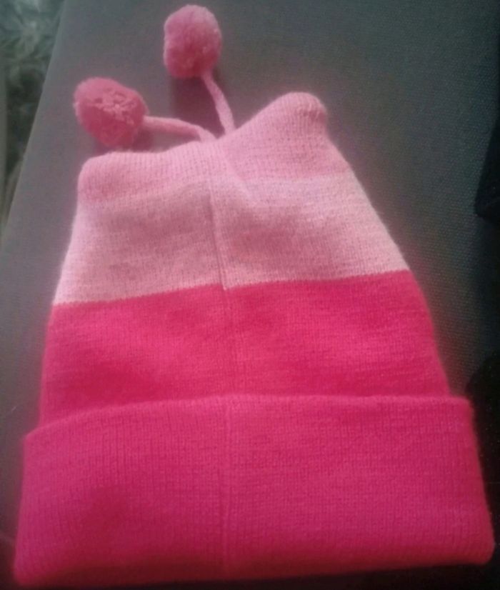 Bonnet rose "Winx Club" 4/5 ans neuf - photo numéro 3