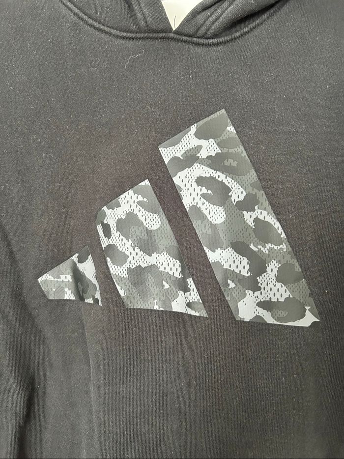 Sweat noir molletonné à capuche logo camouflage Adidas S - photo numéro 2