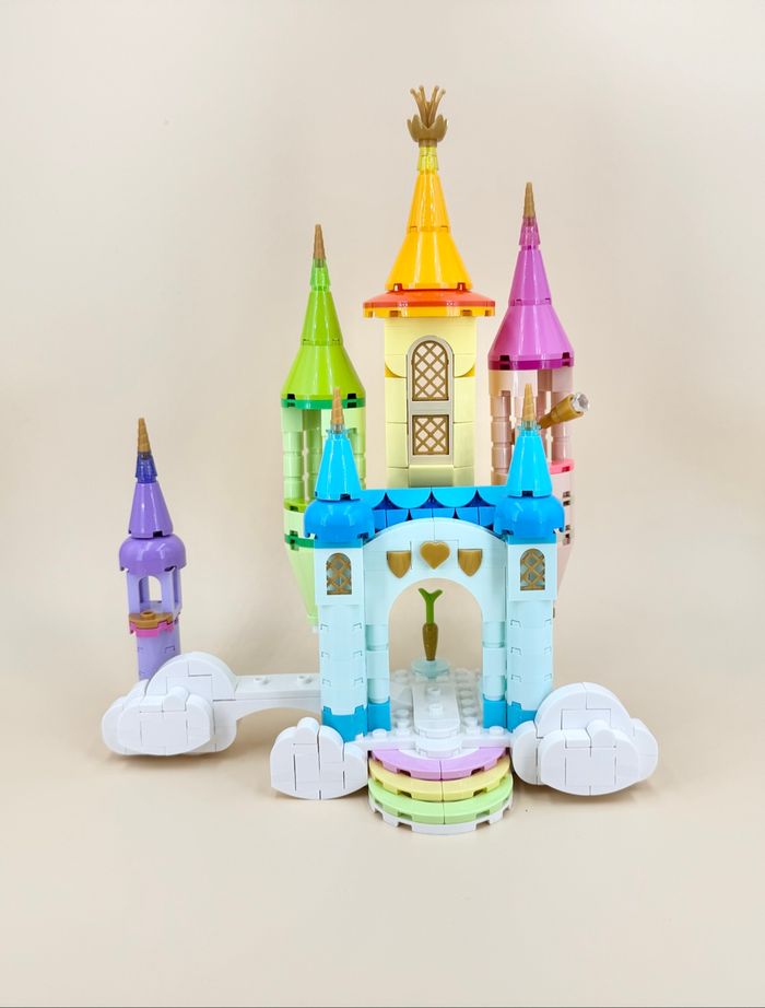 Lego Creator 3en1 : Le Château Arc-en-ciel (SEUL) - photo numéro 3