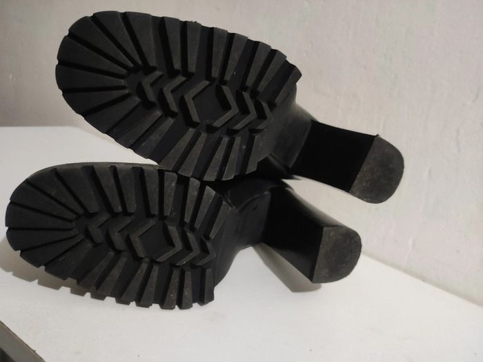 Bottines zippées en cuir véritable à talons Zara trafaluc Heel moto ankle boots taille 38 moto - photo numéro 7