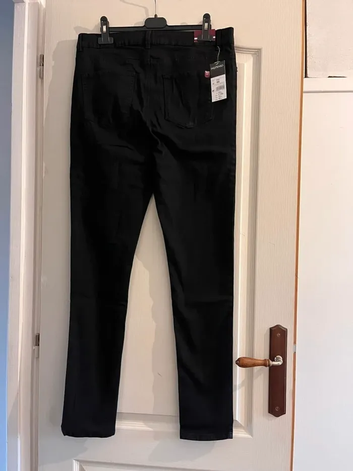 Jean 44 - photo numéro 2