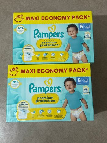 Lot de 2 cartons de couches taille 5 Pampers premuim 