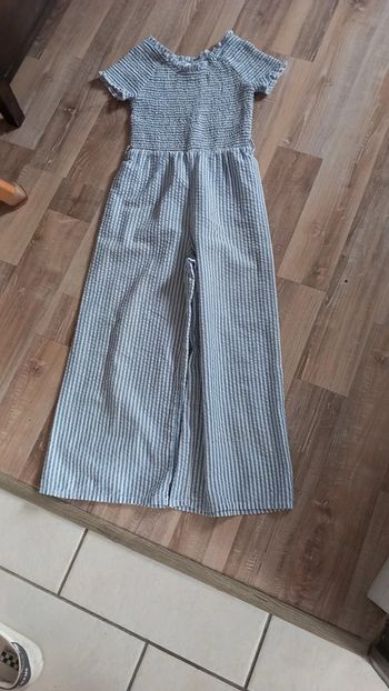 Salopette bleue et blanche fille gaufrée avec ceinture 8 ans tbe