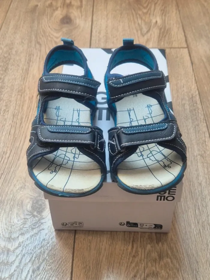 Chaussures sandales / nu-pieds garçon pointure 28 - photo numéro 2