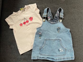Ensemble robe en jeans et t shirt