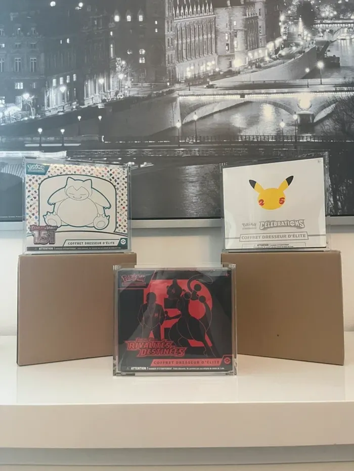 🔒 Lot de 10 Protections Acryliques Rigides pour ETB Pokémon – 120€ — Neuf - photo numéro 1