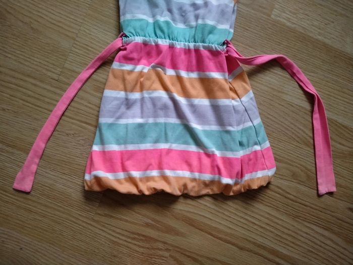 Robe a bretelles. Multicolore. Kidkanai.
Taille 4 ans - photo numéro 3