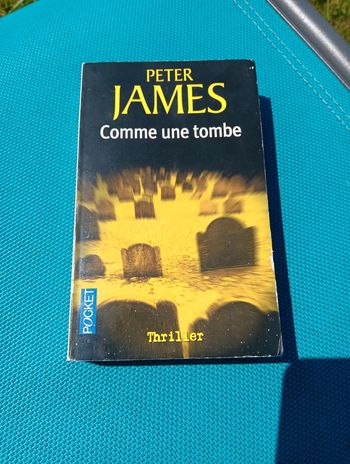 Thriller péter James comme une tombe